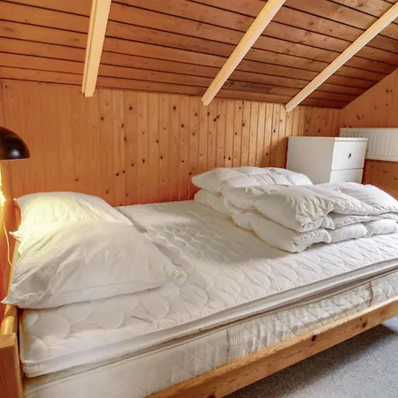 بيت للعطل Sebiorn - 300m To The Fjord By Interhome