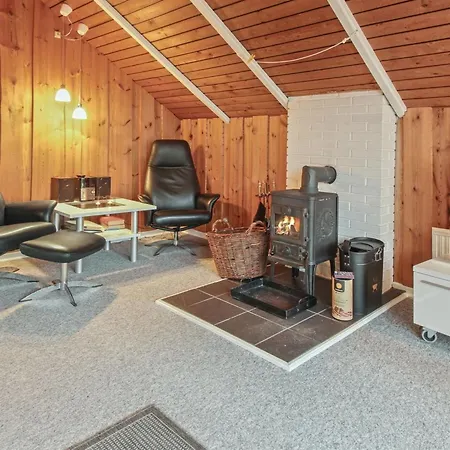 Sebiorn - 300m To The Fjord By Interhome Feriehus *